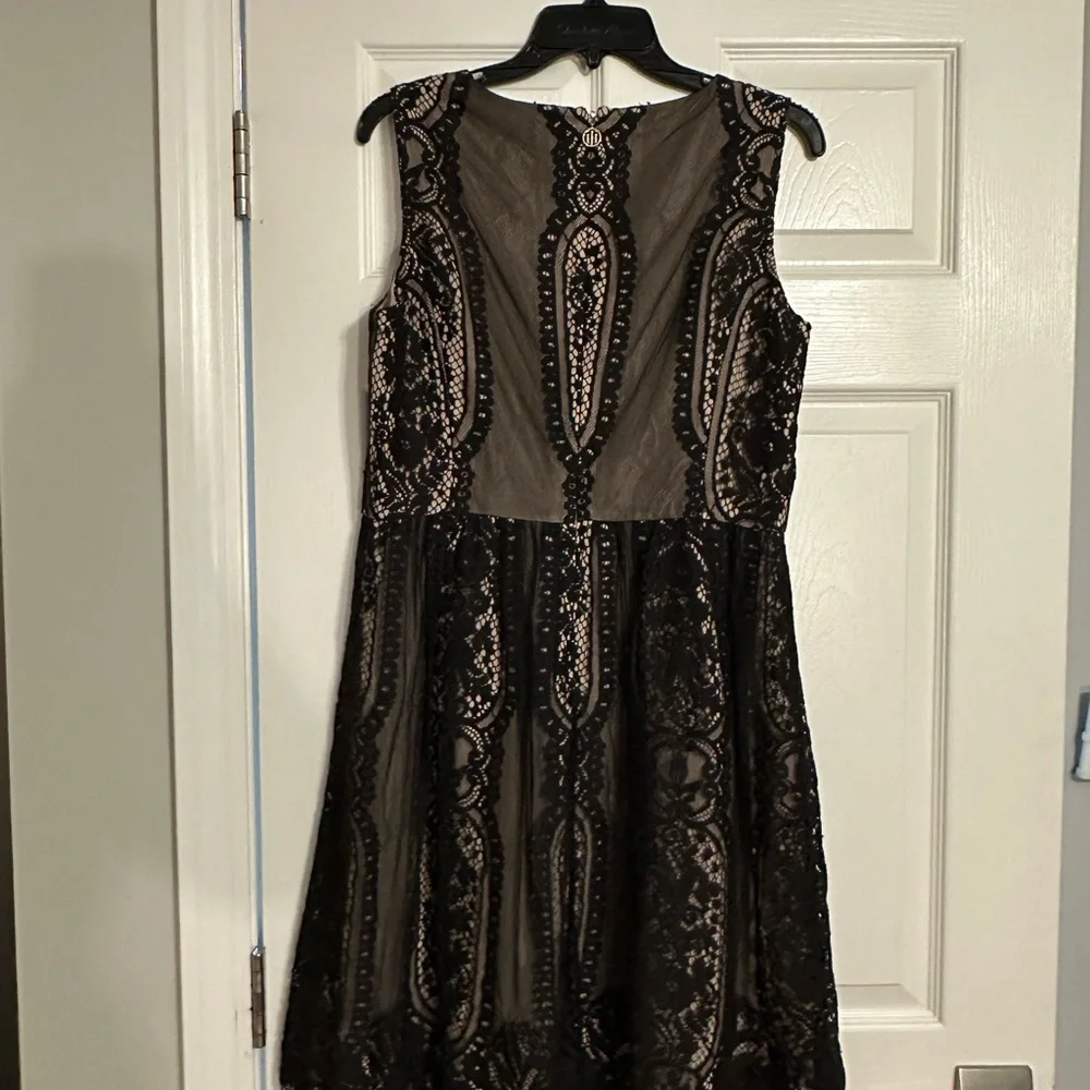 Tommy Hilfiger 625 Fit Flare Floral Lace Dress - Picture 3 of 5